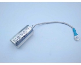 KONDENZÁTOR HARLINGEN - ČESKÁ VÝROBA - DÉLKA VODIČE 105mm